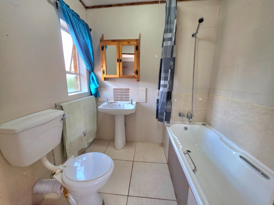 5 Bedroom Property for Sale in Panorama Free State